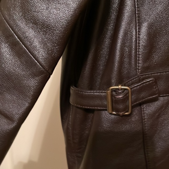 Tommy Hilfiger men’s brown leather silk lined medium jacket. Perfect condition. - Picture 3 of 8